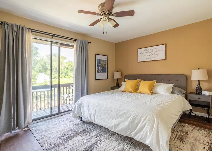 Entire On The Water, 2 Kayaks, Game Room, Firepit, Bbq Grill, Netflix Wifi Ferienhaus