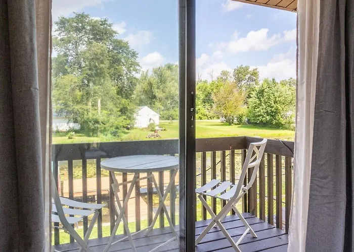 Entire On The Water, 2 Kayaks, Game Room, Firepit, Bbq Grill, Netflix Wifi * McHenry