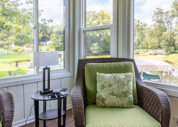 Entire On The Water, 2 Kayaks, Game Room, Firepit, Bbq Grill, Netflix Wifi Ferienhaus *