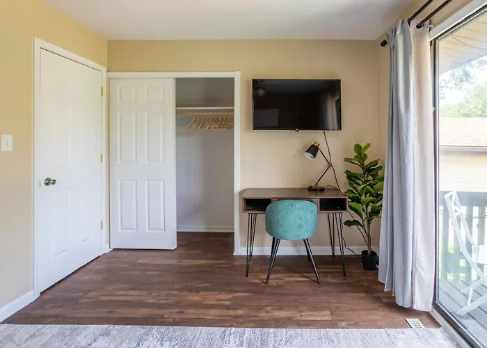 Ferienhaus Entire On The Water, 2 Kayaks, Game Room, Firepit, Bbq Grill, Netflix Wifi McHenry