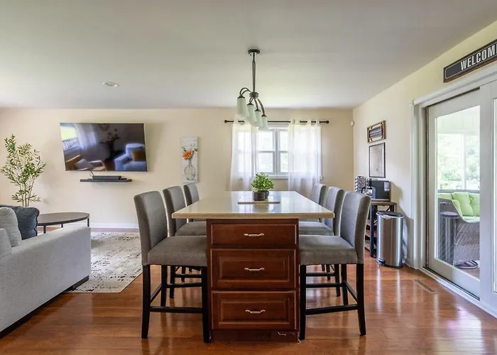 Ferienhaus Entire On The Water, 2 Kayaks, Game Room, Firepit, Bbq Grill, Netflix Wifi